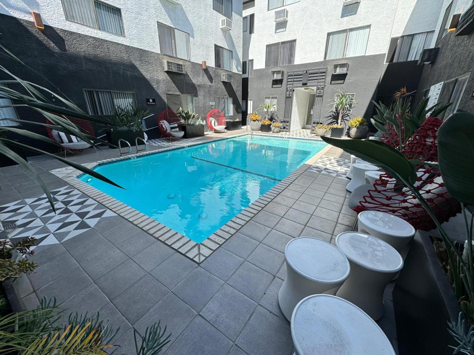 Relaxing 2br Steps Away From Hollywood Walk Of Fame Apartamento Los Angeles